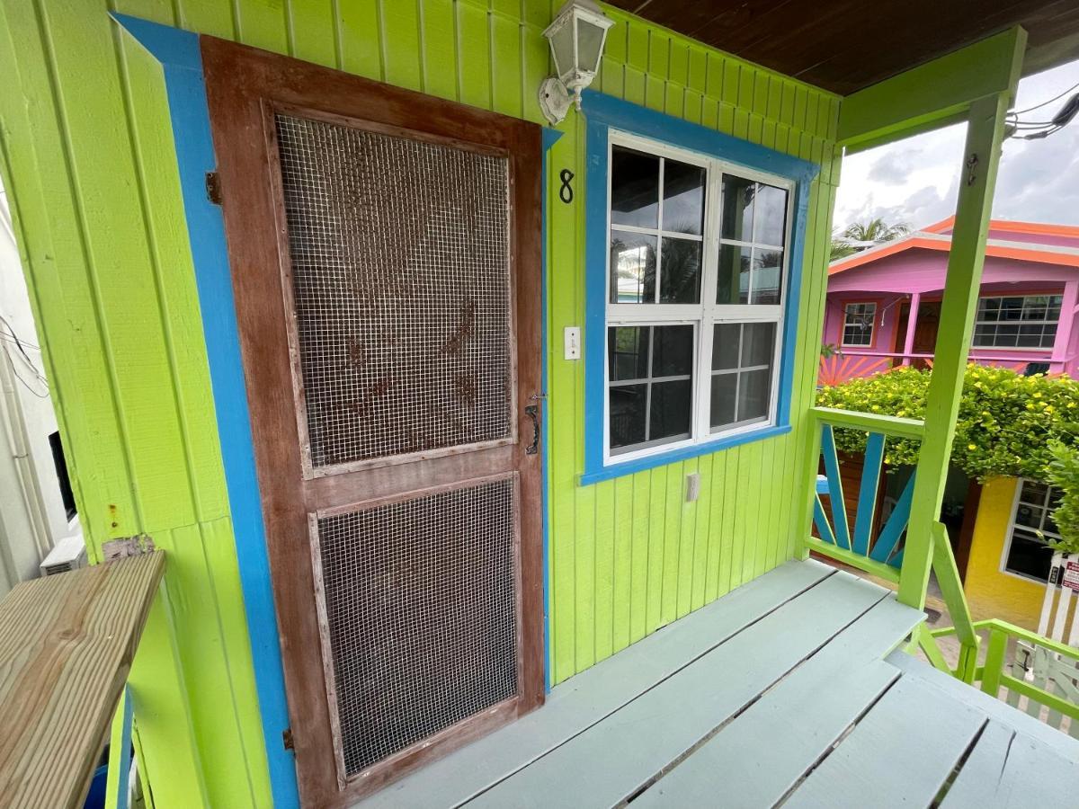Sea N Sun Guest House Caye Caulker Exteriör bild