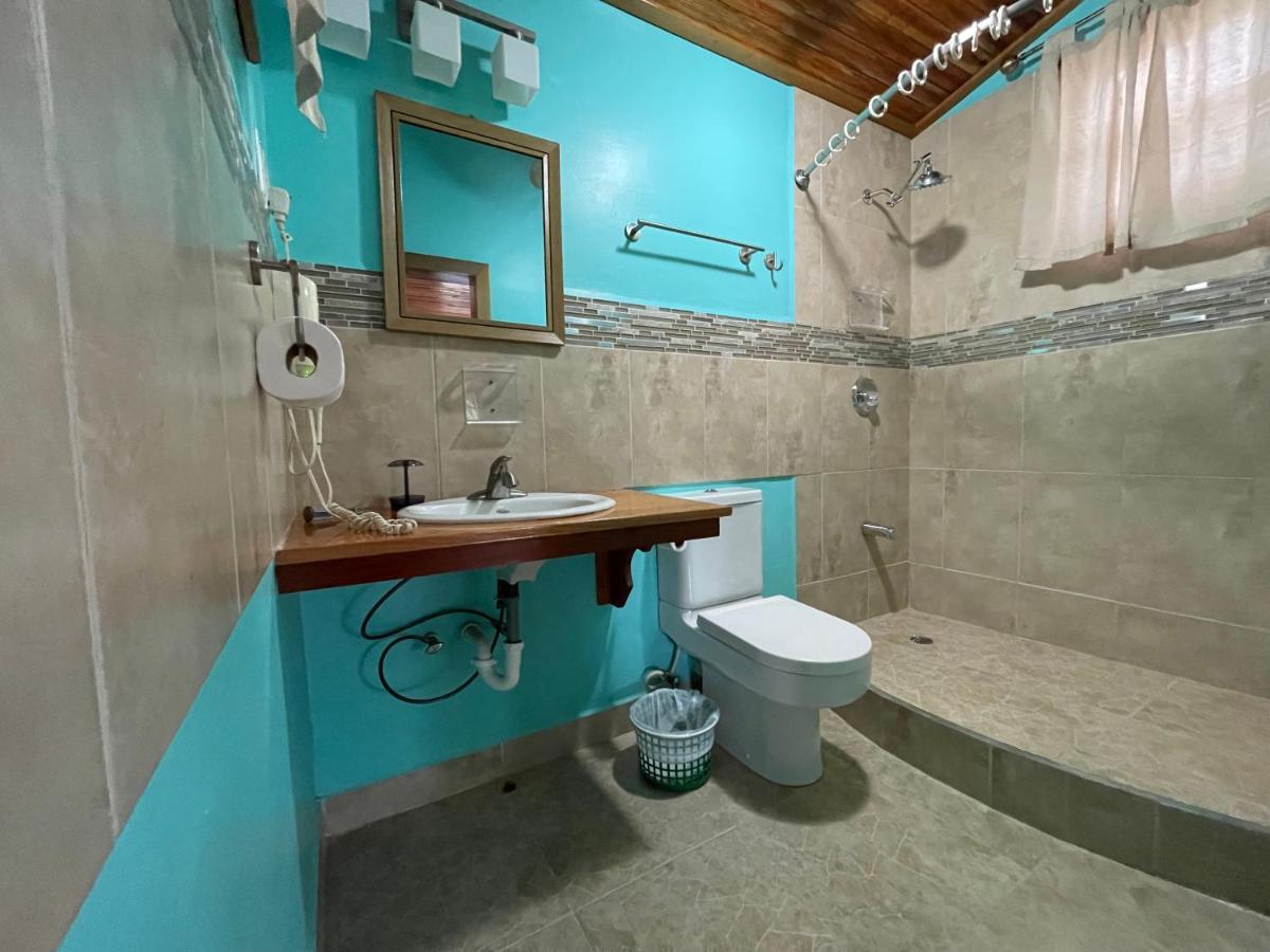Sea N Sun Guest House Caye Caulker Exteriör bild
