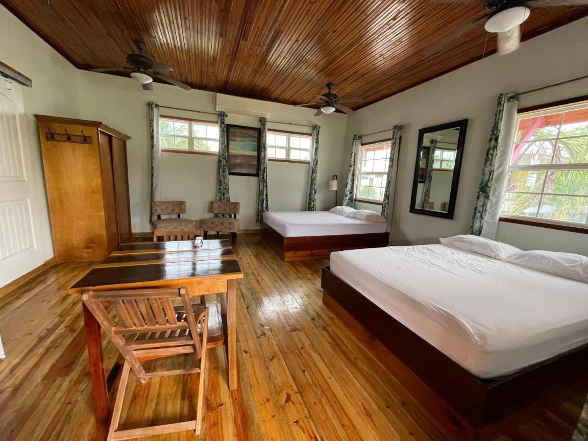 Sea N Sun Guest House Caye Caulker Exteriör bild