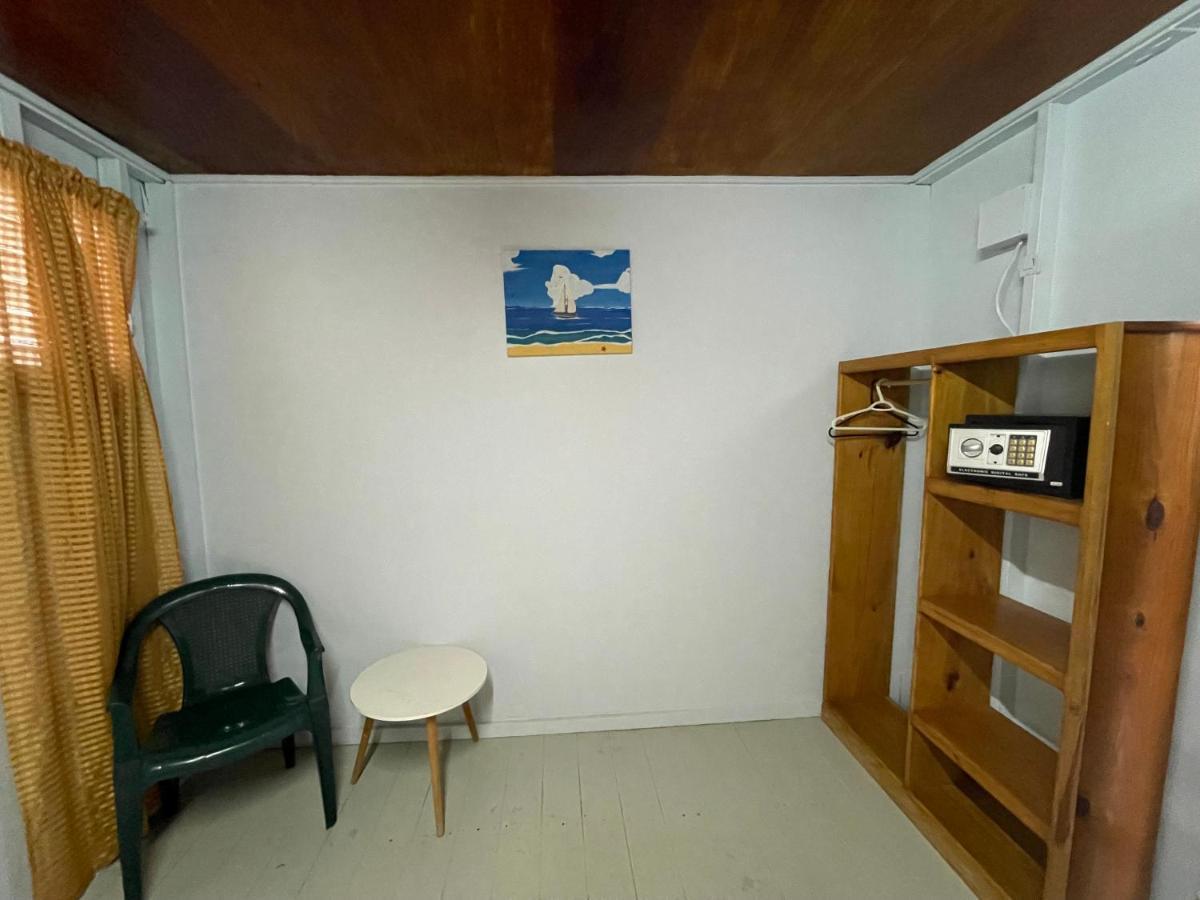 Sea N Sun Guest House Caye Caulker Exteriör bild