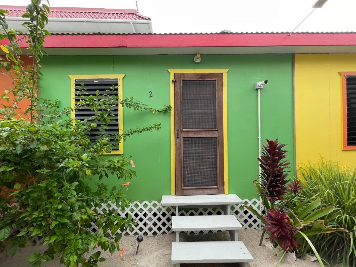 Sea N Sun Guest House Caye Caulker Exteriör bild